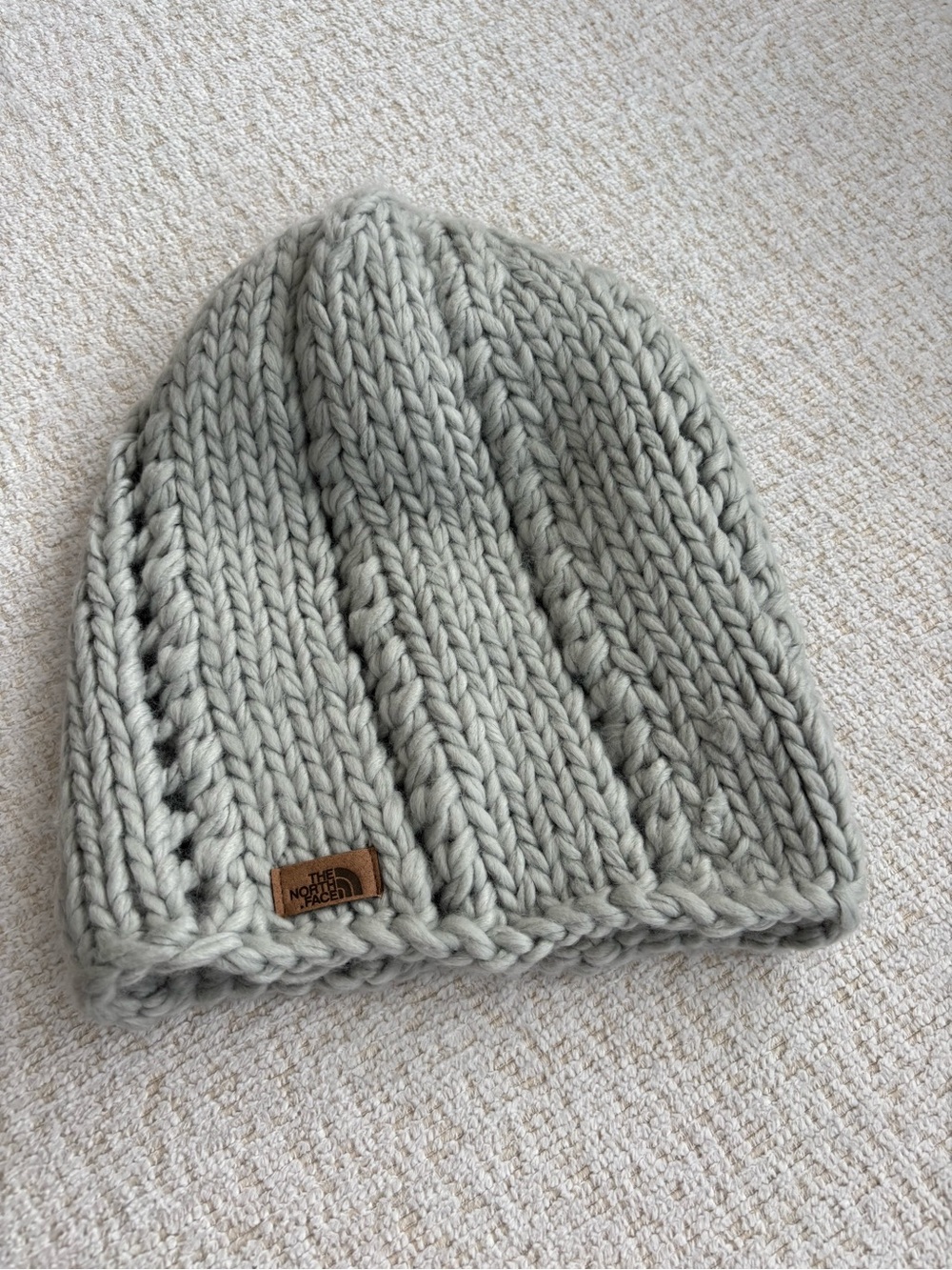 The North Face Women’s Chunky Knit Beanie - Light Gray New
